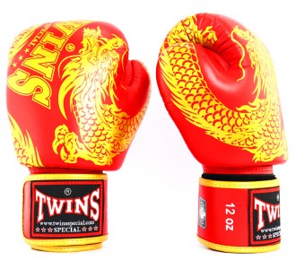 Боксерские перчатки Twins Special с рисунком (FBGV-49 gold/red)